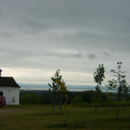 Aranyhid Hotel Balatonboglar Luaran gambar
