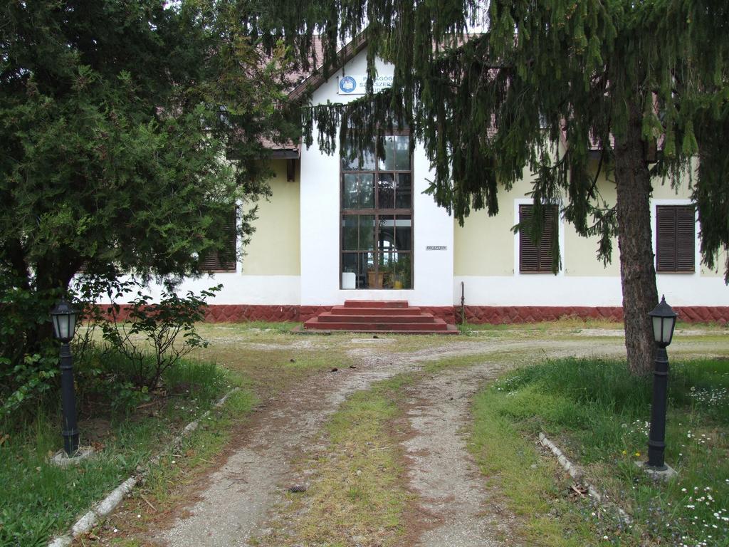 Aranyhid Hotel Balatonboglar Luaran gambar