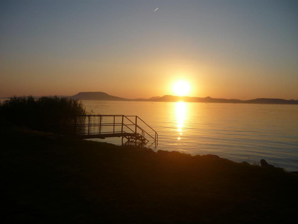 Aranyhid Hotel Balatonboglar Luaran gambar