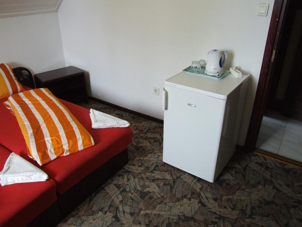 Aranyhid Hotel Balatonboglar Bilik gambar