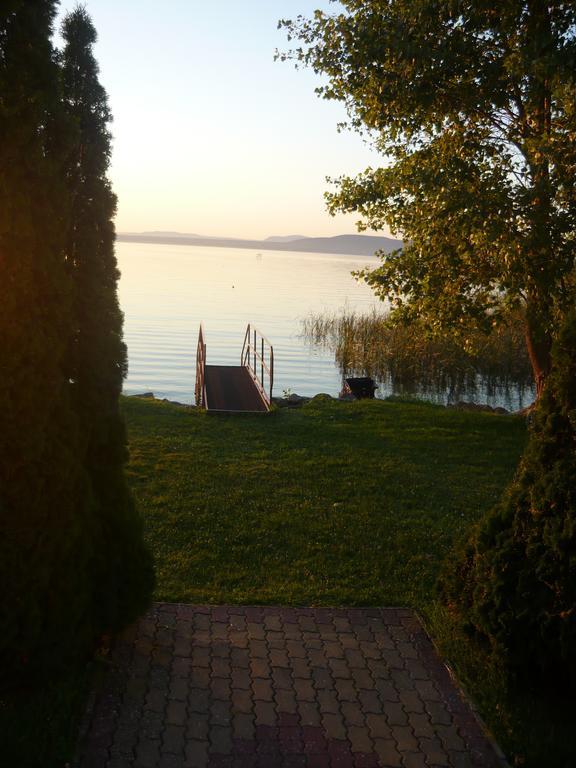 Aranyhid Hotel Balatonboglar Luaran gambar